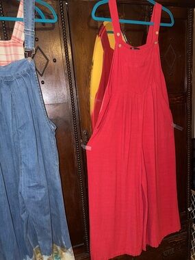 Pretty Garden Overalls - Sz M - Brick Red - Lightweight Rayon - BOHO COTTAGE